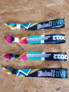gelang lanyard