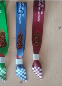 wristband lanyard
